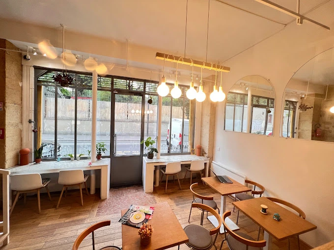 restaurant famille paris april café